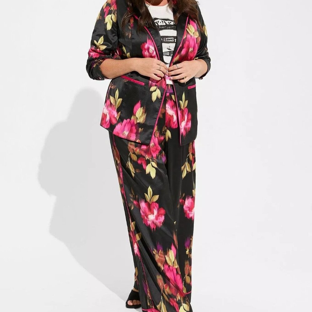 NWT Torrid Satin Blair Floral Blazer & Wide Leg Pants Set Size 1 Host Pick RARE